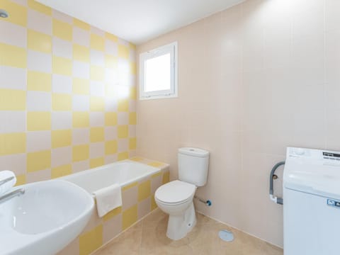 Toilet, Bathroom, Bath, washing machine