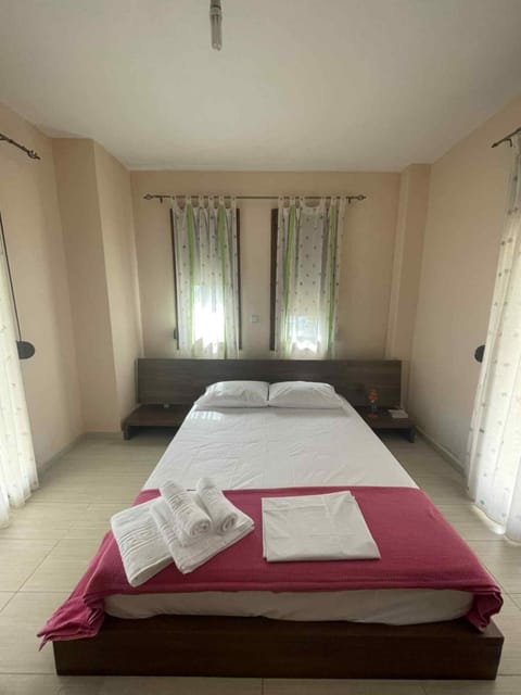 Bed, Bedroom, wardrobe