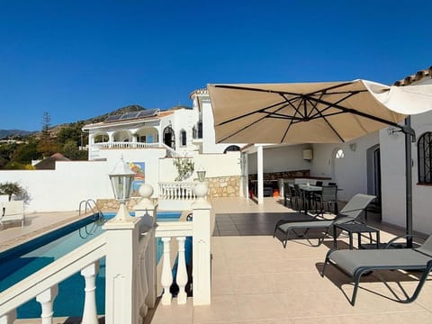 Balcony/Terrace, Pool view, sunbed
