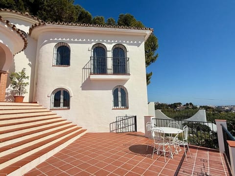 Property building, Balcony/Terrace