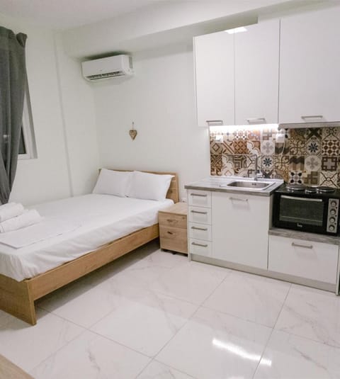 Bed, air conditioner