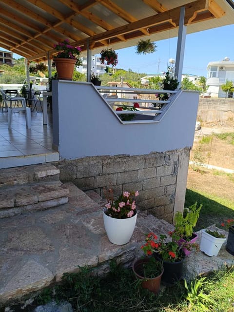 Anna! Apartment in Ksamil