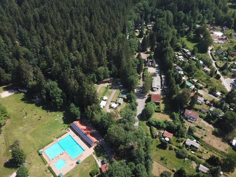 Bird's eye view, Pool view