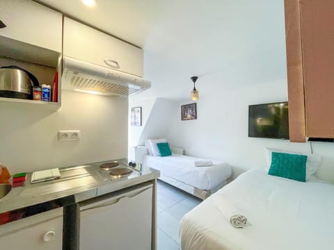 Studio 04 - Paris Faubourg Bail Mobilité Apartment in Paris