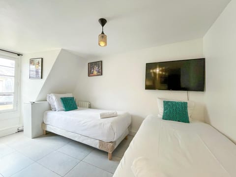 Studio 04 - Paris Faubourg Bail Mobilité Apartment in Paris