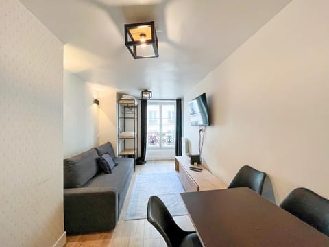 Appartement 12 - Paris Faubourg Bail Mobilité Apartment in Paris