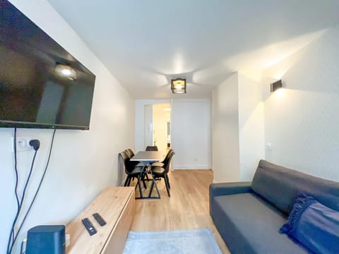 Appartement 12 - Paris Faubourg Bail Mobilité Apartment in Paris