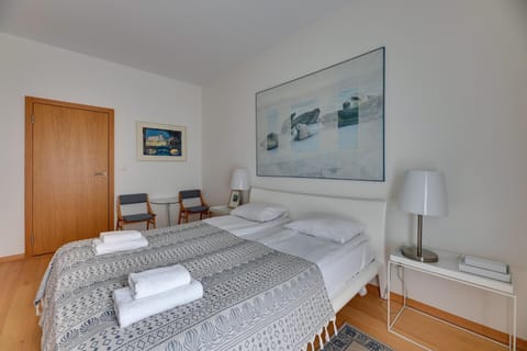 MYE Apartments - Art Apartament Neptun Apartment in Gdansk