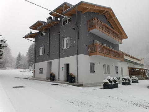 Property building, Winter