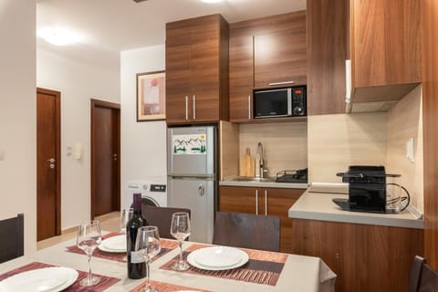 Coffee/tea facilities, Dining area