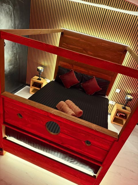 Mansa Halifax Nature lodge in Calderdale