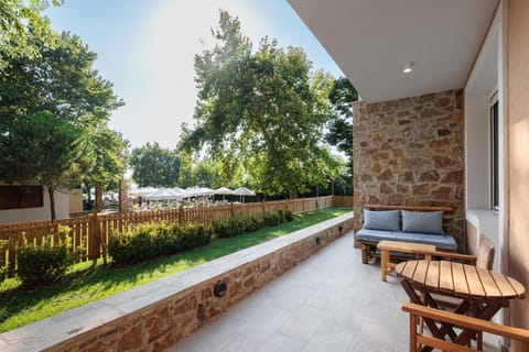 Patio, Balcony/Terrace