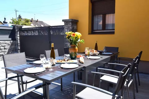 Patio, Day, View (from property/room), Balcony/Terrace, Family