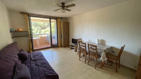 Studio à 2 pas de la mer Apartment in Fréjus