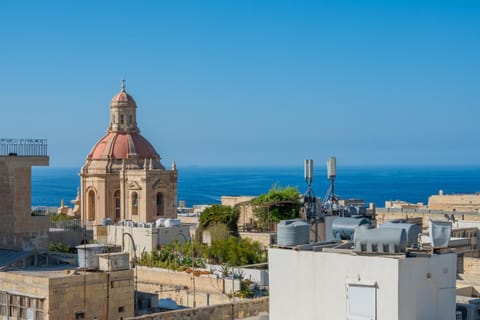 Nearby landmark, Day, Natural landscape, City view, Landmark view, Sea view, Location