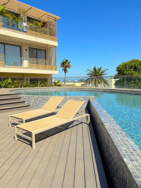 Natural landscape, Swimming pool, sunbed