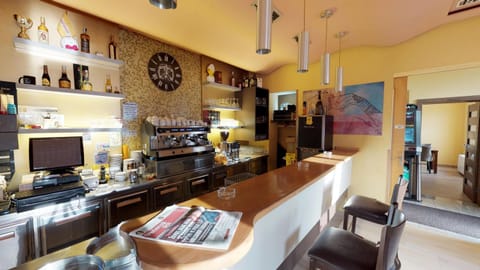 Lounge or bar