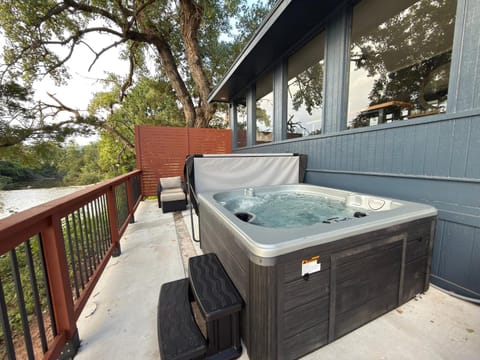 Patio, Hot Tub