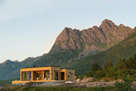 Eksklusiv hytte i naturskjønne omgivelser, Lofoten House in Lofoten
