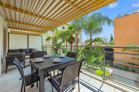 Patio, View (from property/room), Balcony/Terrace, Dining area