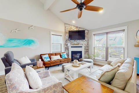 7 Mi to Beach! Panama City Getaway with Patio Apartment in Highway 30A Florida Beach