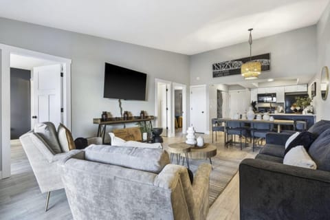 The Lookout at Kimberling Crossing Apartment in Kimberling City