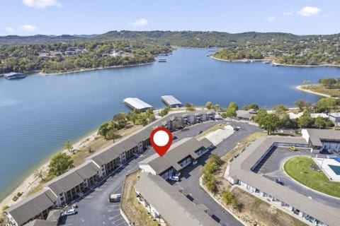 The Lookout at Kimberling Crossing Apartment in Kimberling City