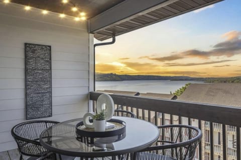 The Lookout at Kimberling Crossing Apartment in Kimberling City