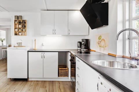 4024-Stege-Rabylille-Strandvej-14 House in Stege