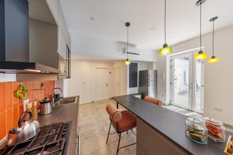 The Tribunali Apartments - Entire Apt - By HouseinNaples Apartment in Naples