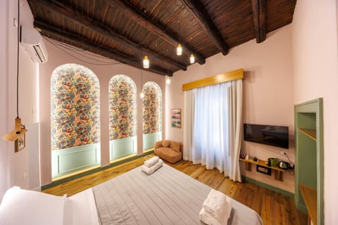 The Tribunali Apartments - Entire Apt - By HouseinNaples Apartment in Naples