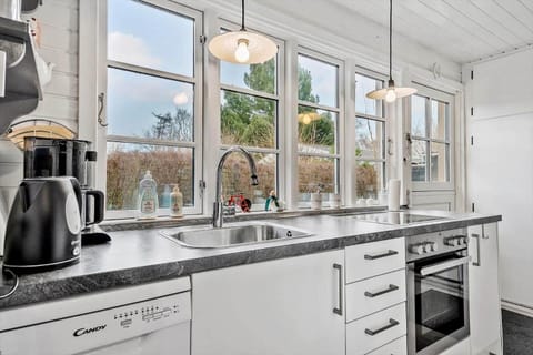 1084-Stege-Ulvshale-Faellesskov-Strandvej-2 House in Stege