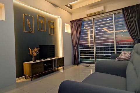 TV and multimedia, Balcony/Terrace, Living room, Seating area, internet, air conditioner