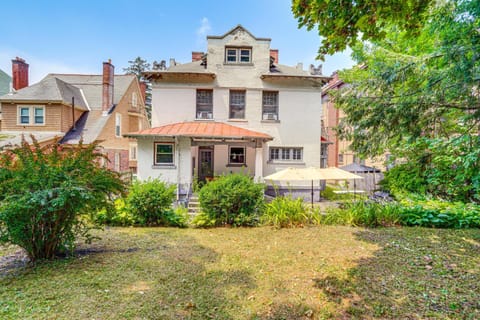 Steps to Union College Home with Shared Yard! House in Schenectady