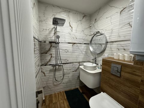 Delux 3 - Plovdiv Модерен апартамент,2 спални,център Apartment in Plovdiv