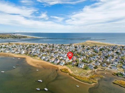 The Basin House Steps to Water Sunset Views House in Plum Island