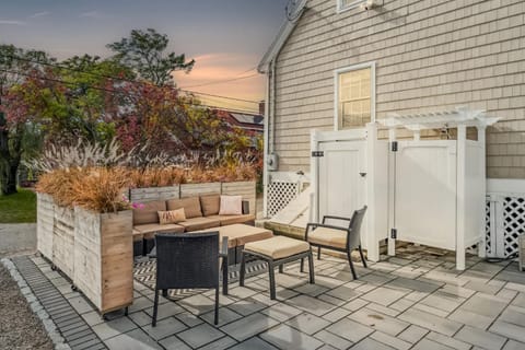 The Basin House Steps to Water Sunset Views House in Plum Island