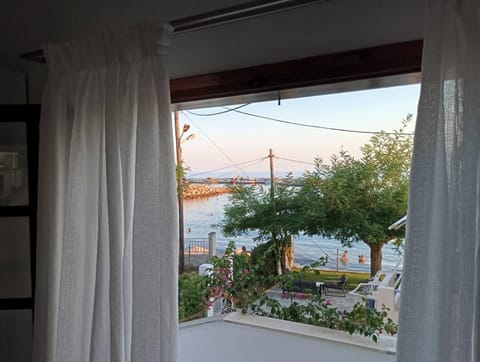 Living room, Sea view