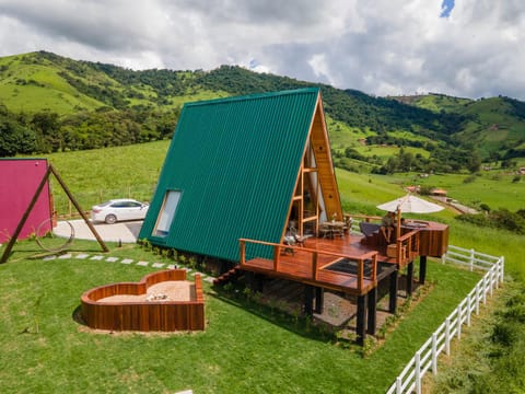 Day, Natural landscape, Dining area, Garden view