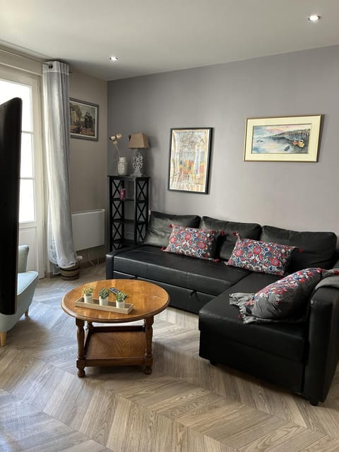 Rez de chaussée avec cour privée Apartment in Deauville