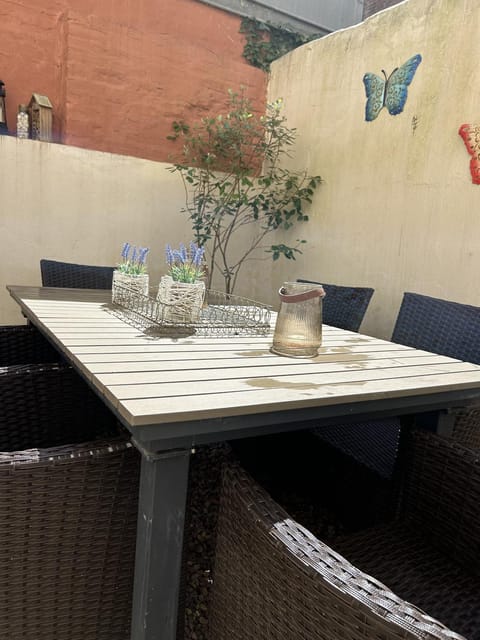 Rez de chaussée avec cour privée Apartment in Deauville