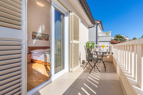 Property building, Balcony/Terrace