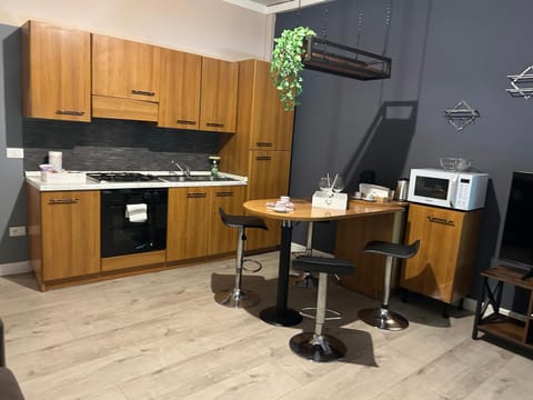 Larocca Tourist Home 5 Bassano Apartment in Bassano del Grappa