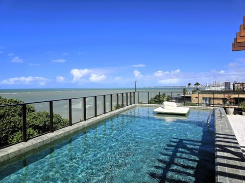 Swimming pool, Swimming pool