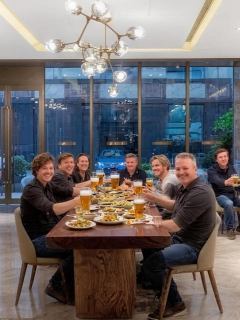 People, Food and drinks, group of guests