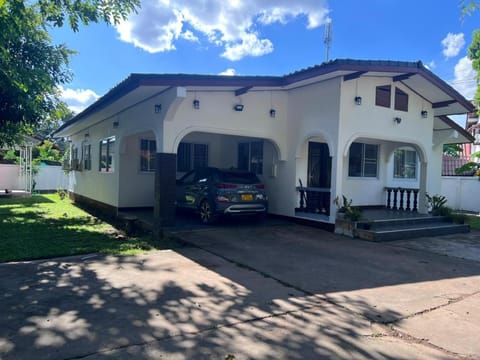 Garden view, Parking