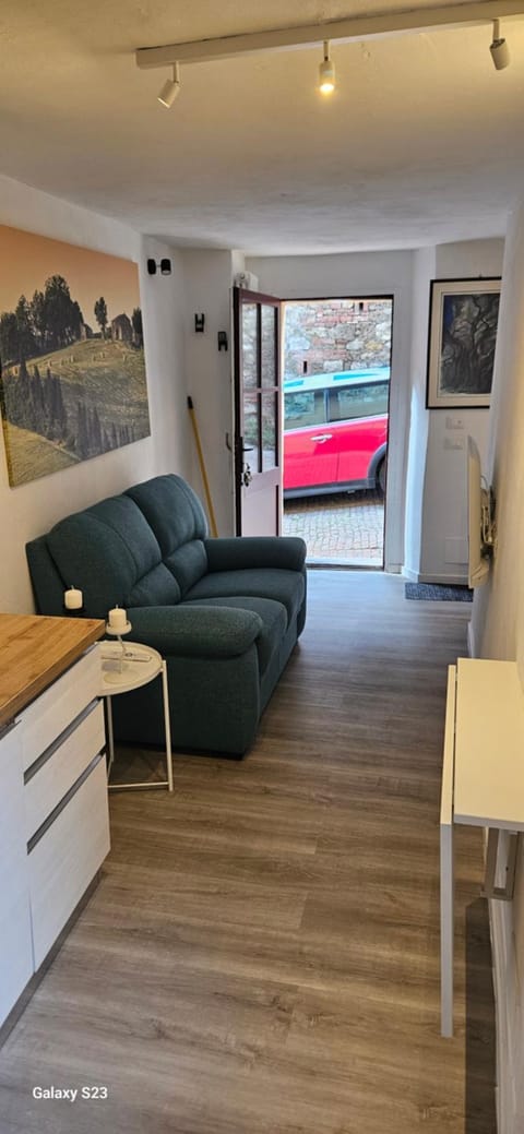 Michele Apartment in Colle di Val d Elsa