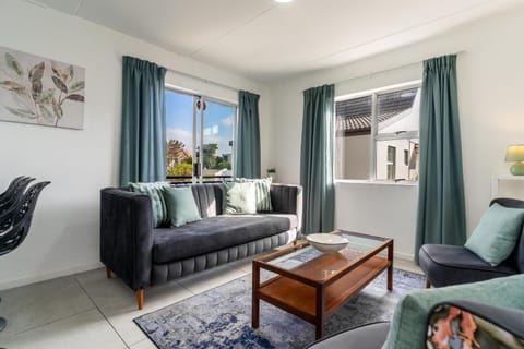 Manhattan Square 17 Apartment in Cape Town