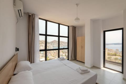 Brian's Rooms Hotel in Sarandë