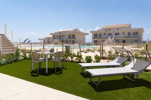 Patio, Swimming pool